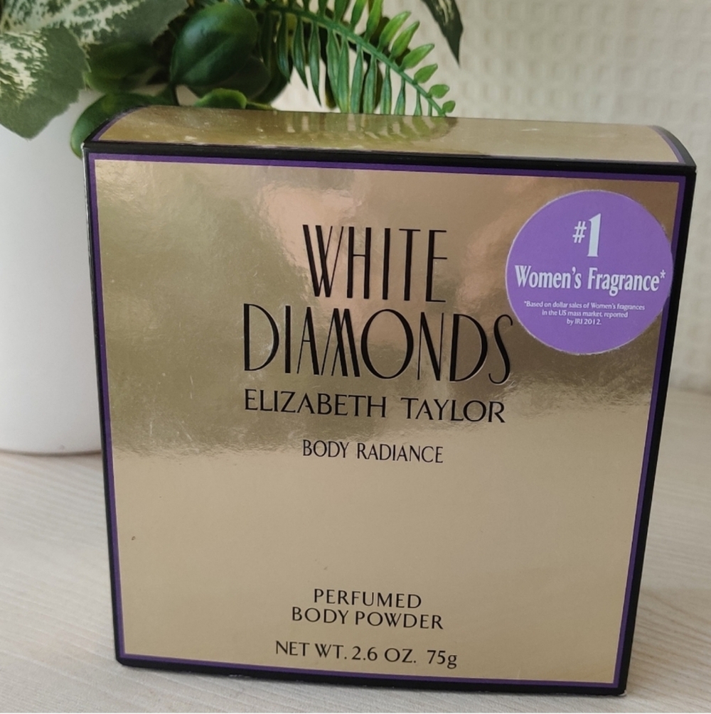 White Diamonds Elizabeth Taylor Body Radiance Perfumed Body Powder 26oz.